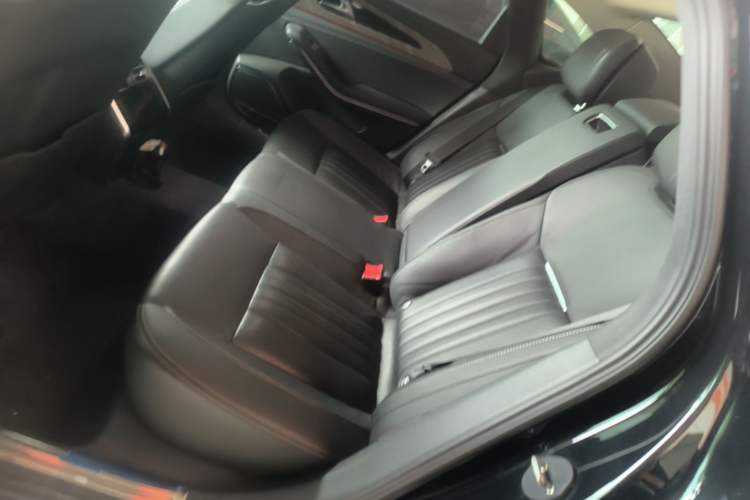 Used Hongqi H9 2023 2.0T Smart Connect Flagship Edition Left Rear Seat