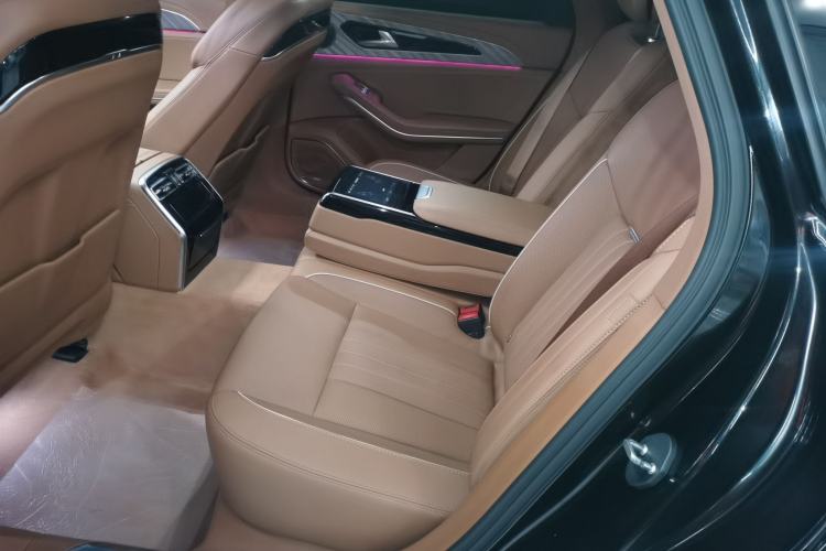 Used Hongqi H9 2023 2.0T Smart Connect Flagship Edition Left Rear Seat