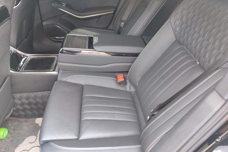 Used Hongqi H9 2023 2.0T Smart Connect Flagship Edition Left Rear Seat