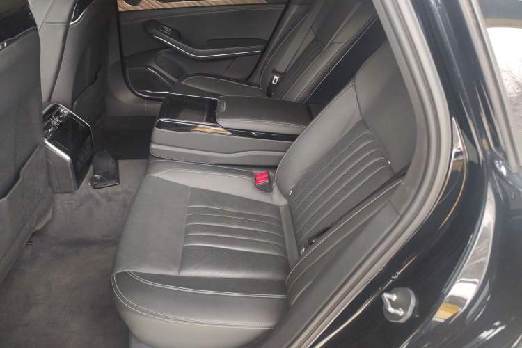 Used Hongqi H9 2023 2.0T Smart Connect Flagship Edition Left Rear Seat