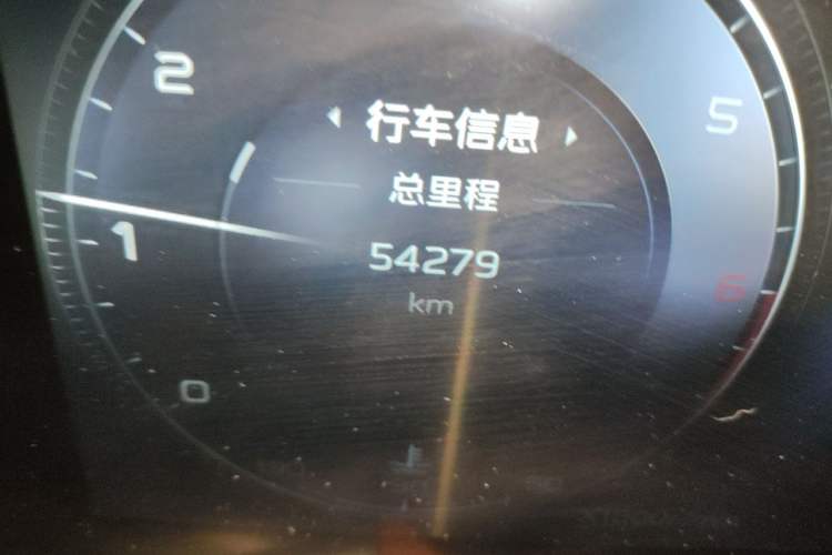 Used Hongqi H9 2023 2.0T Smart Connect Flagship Edition Odometer Close Up