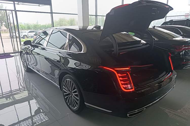 Used Hongqi H9 2023 2.0T Smart Connect Flagship Edition Rear Left 45 Deg