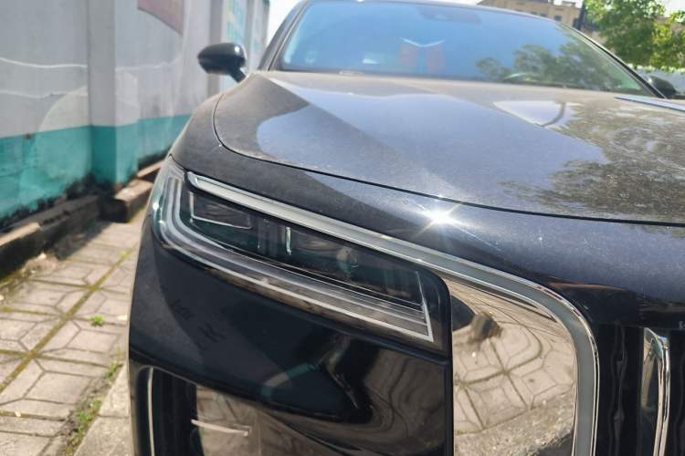 Used Hongqi H9 2023 2.0T Smart Connect Flagship Edition Right Front Headlight