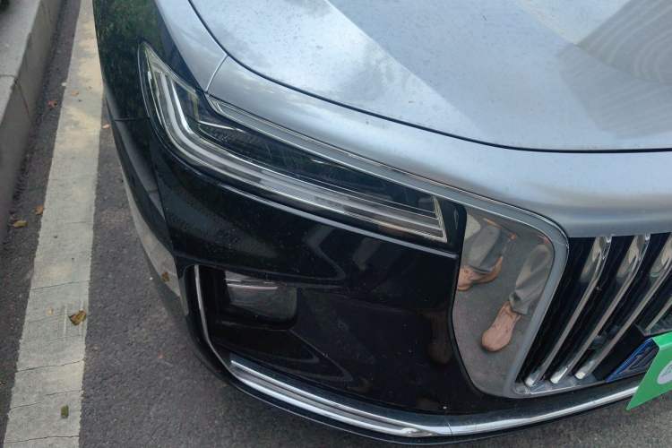 Used Hongqi H9 2023 2.0T Smart Connect Flagship Edition Right Front Headlight