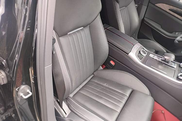 Used Hongqi H9 2023 2.0T Smart Connect Flagship Edition Right Front Seat
