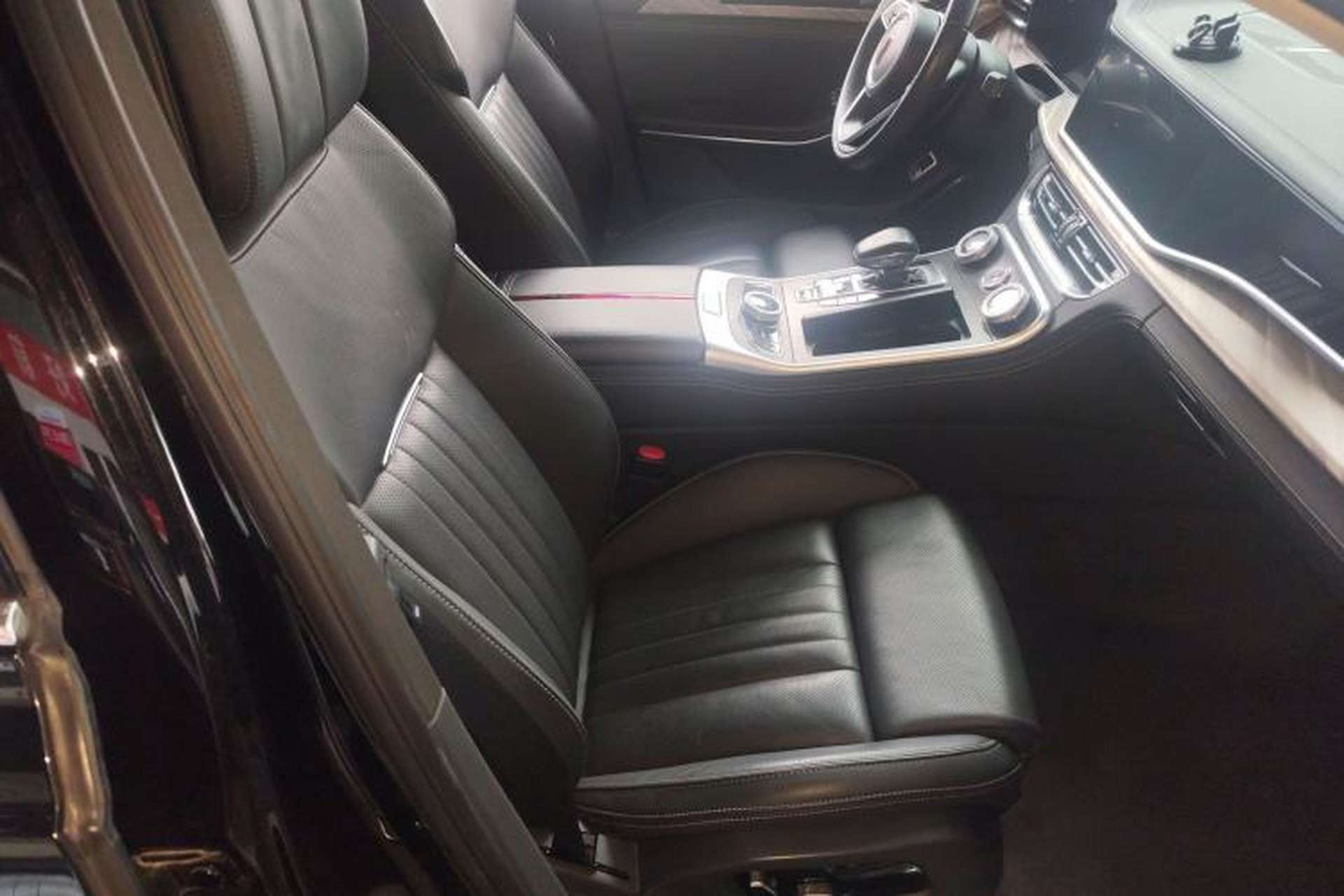 Used Hongqi H9 2023 2.0T Smart Connect Flagship Edition Right Front Seat