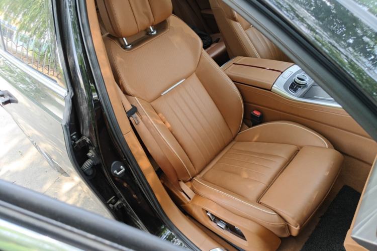 Used Hongqi H9 2023 2.0T Smart Connect Flagship Edition Right Front Seat