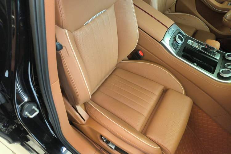 Used Hongqi H9 2023 2.0T Smart Connect Flagship Edition Right Front Seat