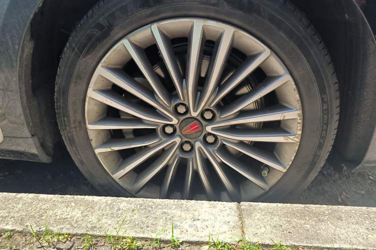 Used Hongqi H9 2023 2.0T Smart Connect Flagship Edition Right Front Wheel Hub