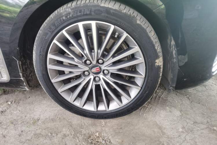 Used Hongqi H9 2023 2.0T Smart Connect Flagship Edition Right Front Wheel Hub