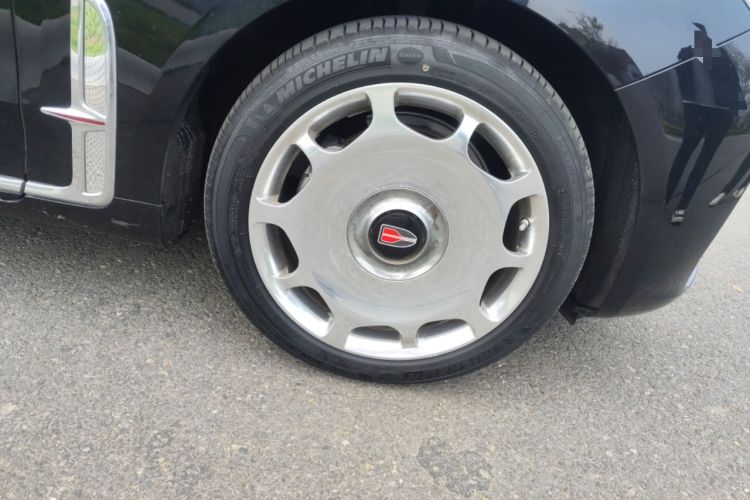 Used Hongqi H9 2023 2.0T Smart Connect Flagship Edition Right Front Wheel Hub