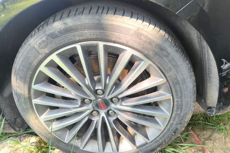 Used Hongqi H9 2023 2.0T Smart Connect Flagship Edition Right Front Wheel Hub