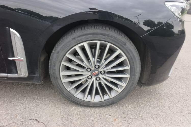Used Hongqi H9 2023 2.0T Smart Connect Flagship Edition Right Front Wheel Hub