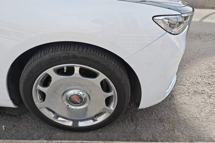 Used Hongqi H9 2023 2.0T Smart Connect Flagship Edition Right Front Wheel Hub