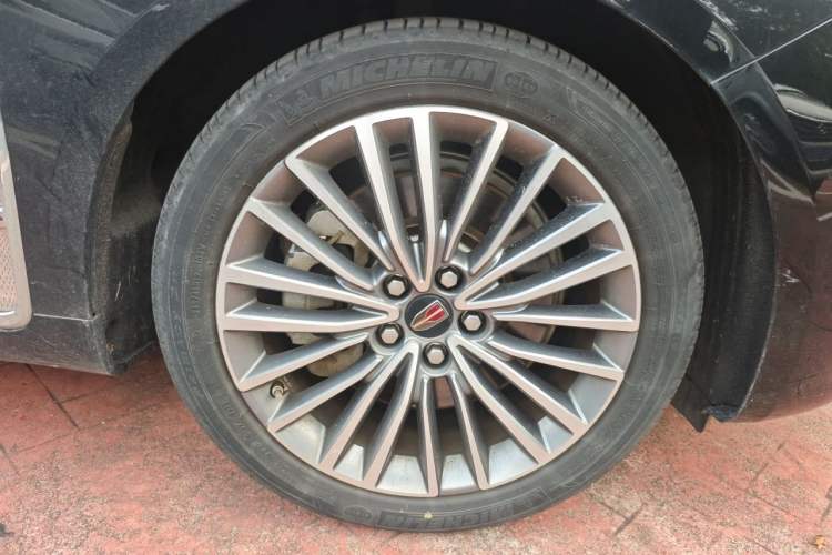 Used Hongqi H9 2023 2.0T Smart Connect Flagship Edition Right Front Wheel Hub