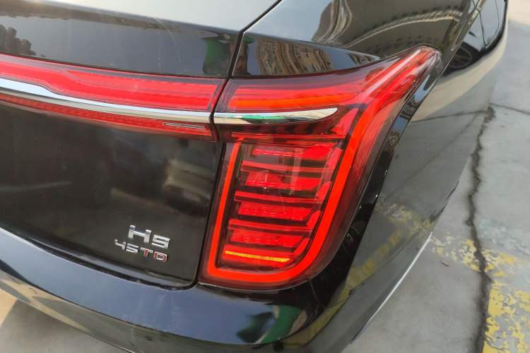 Used Hongqi H9 2023 2.0T Smart Connect Flagship Edition Right Rear Taillight