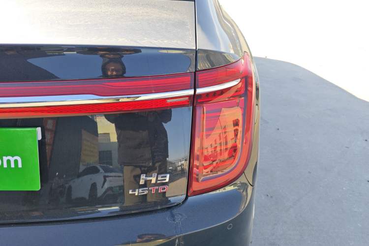 Used Hongqi H9 2023 2.0T Smart Connect Flagship Edition Right Rear Taillight