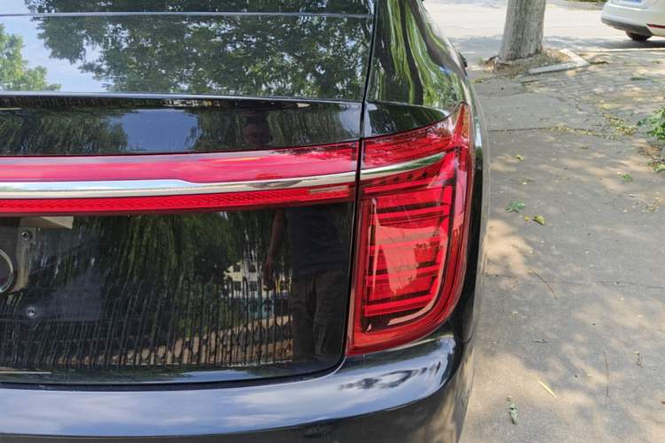Used Hongqi H9 2023 2.0T Smart Connect Flagship Edition Right Rear Taillight