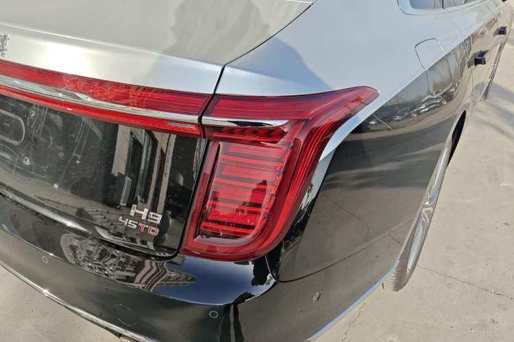 Used Hongqi H9 2023 2.0T Smart Connect Flagship Edition Right Rear Taillight