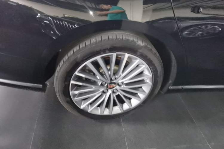 Used Hongqi H9 2023 2.0T Smart Connect Flagship Edition Right Rear Wheel Hub