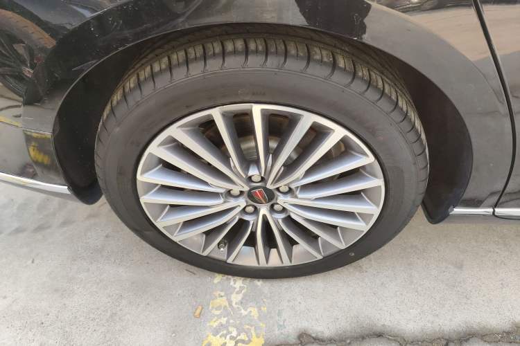 Used Hongqi H9 2023 2.0T Smart Connect Flagship Edition Right Rear Wheel Hub