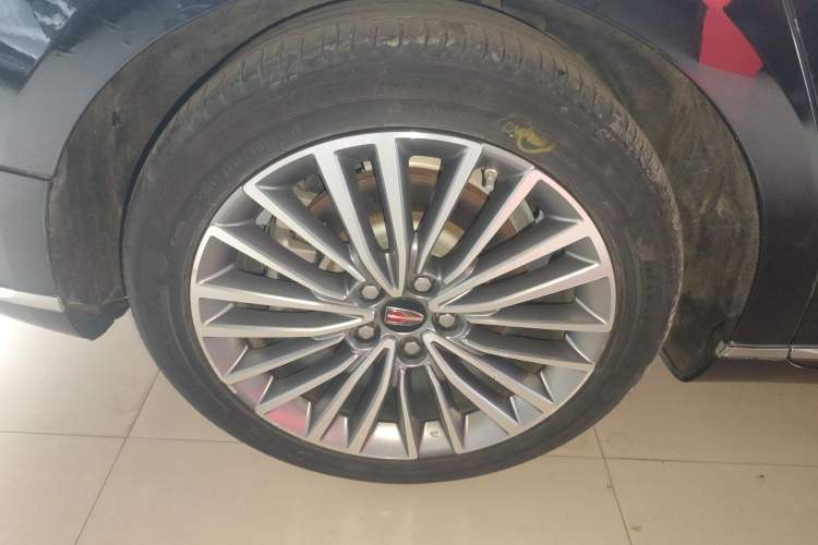 Used Hongqi H9 2023 2.0T Smart Connect Flagship Edition Right Rear Wheel Hub