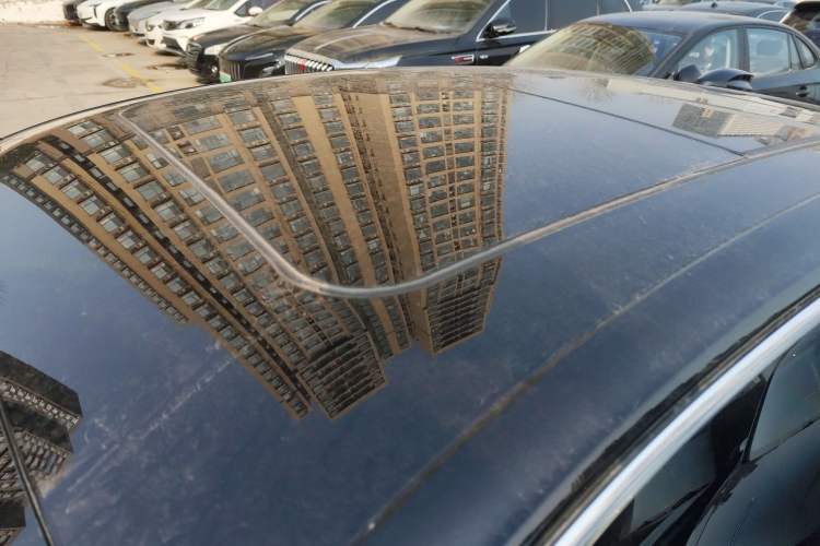 Used Hongqi H9 2023 2.0T Smart Connect Flagship Edition Roof