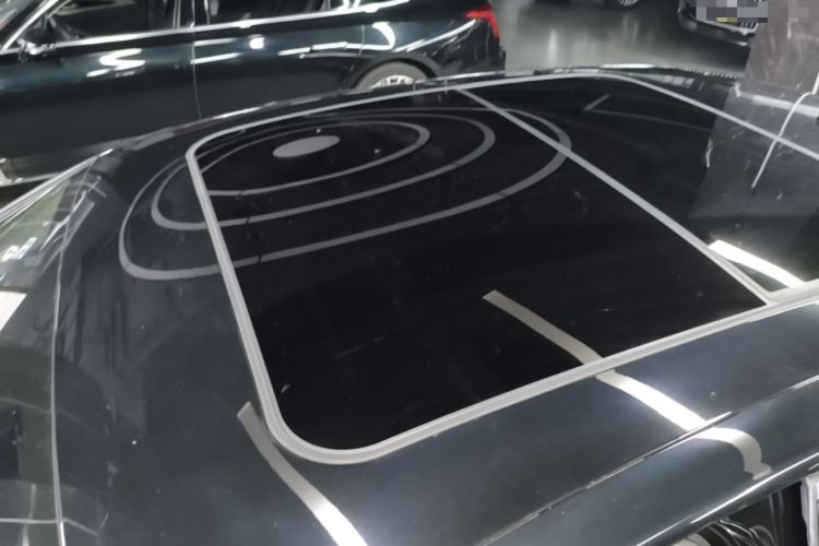 Used Hongqi H9 2023 2.0T Smart Connect Flagship Edition Roof
