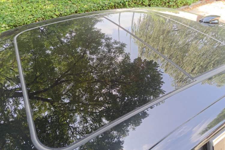 Used Hongqi H9 2023 2.0T Smart Connect Flagship Edition Roof