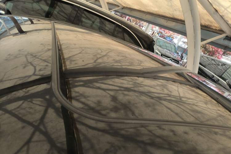 Used Hongqi H9 2023 2.0T Smart Connect Flagship Edition Roof