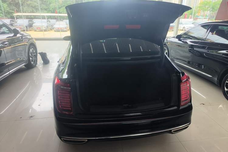 Used Hongqi H9 2023 2.0T Smart Connect Flagship Edition Trunk