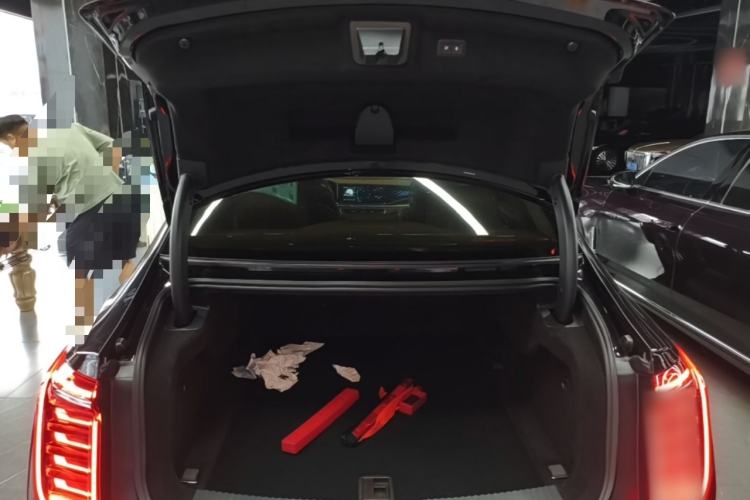 Used Hongqi H9 2023 2.0T Smart Connect Flagship Edition Trunk