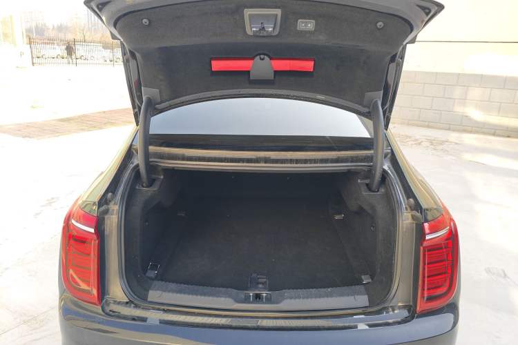 Used Hongqi H9 2023 2.0T Smart Connect Flagship Edition Trunk