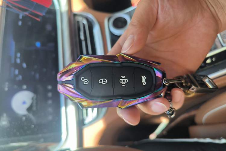 Used Hongqi H9 2023 2.0T Smart Connect Flagship Edition Vehicle Key