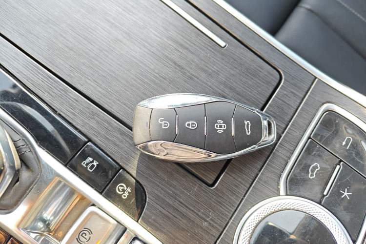 Used Hongqi H9 2023 2.0T Smart Connect Flagship Edition Vehicle Key