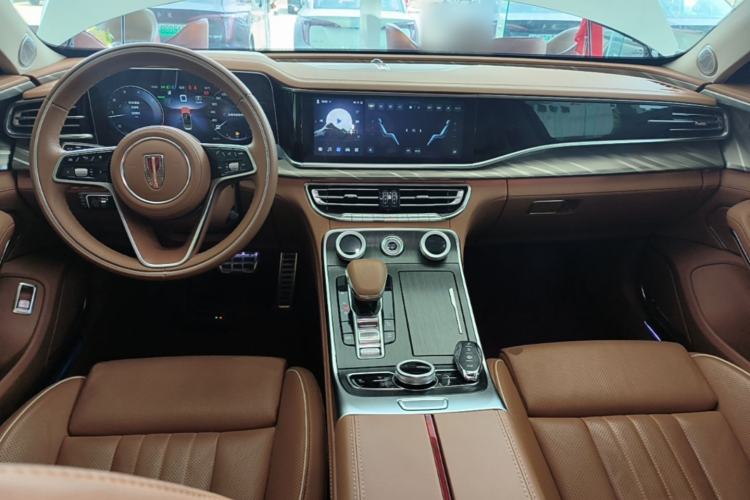Used Hongqi H9 2023 2.0T Smart Connect Flagship Edition Center Console