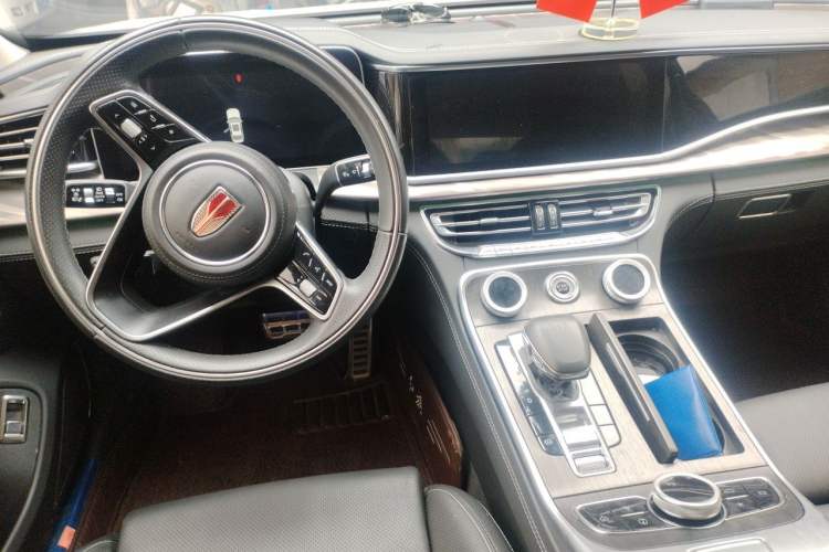 Used Hongqi H9 2023 2.0T Smart Connect Flagship Edition Center Console