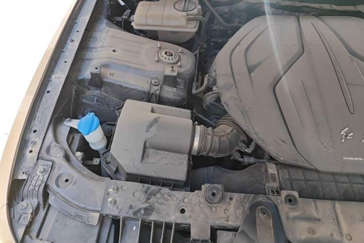 Used Hongqi H9 2023 2.0T Smart Connect Flagship Edition Engine Bay Right