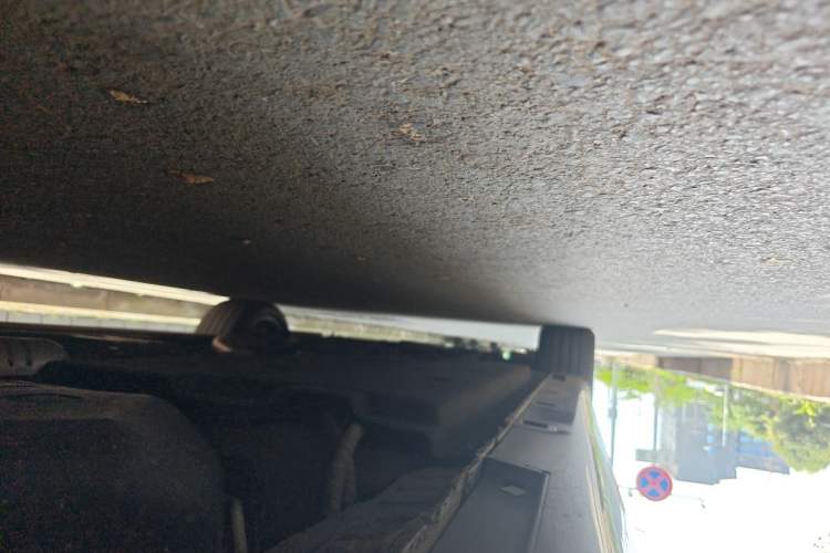 Used Hongqi H9 2023 2.0T Smart Connect Flagship Edition Chassis Rear Left