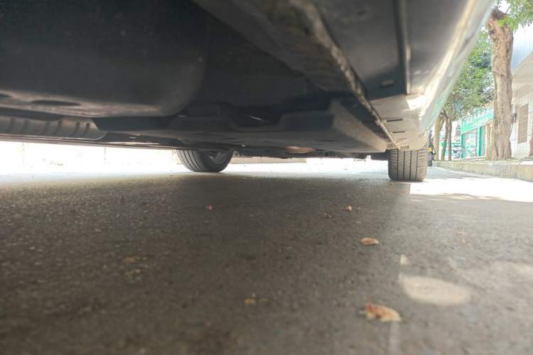 Used Hongqi H9 2023 2.0T Smart Connect Flagship Edition Chassis Rear Right