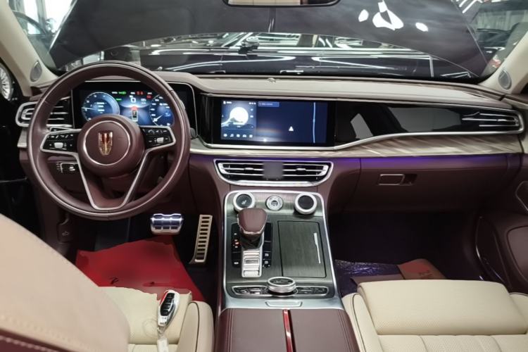 Used Hongqi H9 2023 2.0T Smart Connect Flagship Edition Center Console