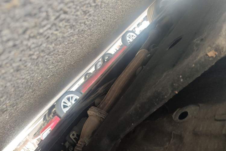 Used Hongqi H9 2023 2.0T Smart Connect Flagship Edition Chassis Front Right