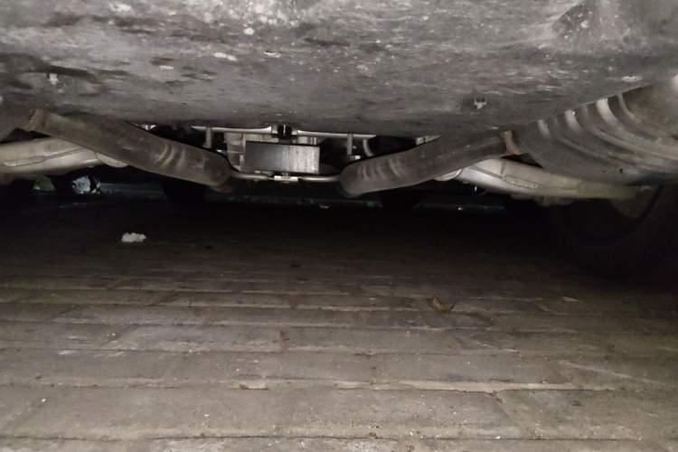 Used Hongqi H9 2023 2.0T Smart Connect Flagship Edition Chassis Rear