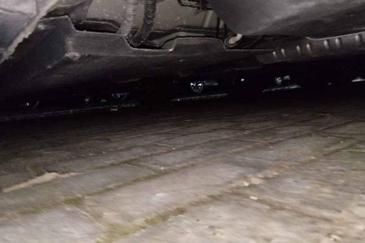 Used Hongqi H9 2023 2.0T Smart Connect Flagship Edition Chassis Rear Left