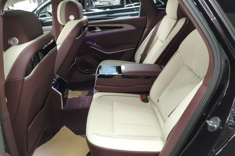 Used Hongqi H9 2023 2.0T Smart Connect Flagship Edition Left Rear Seat
