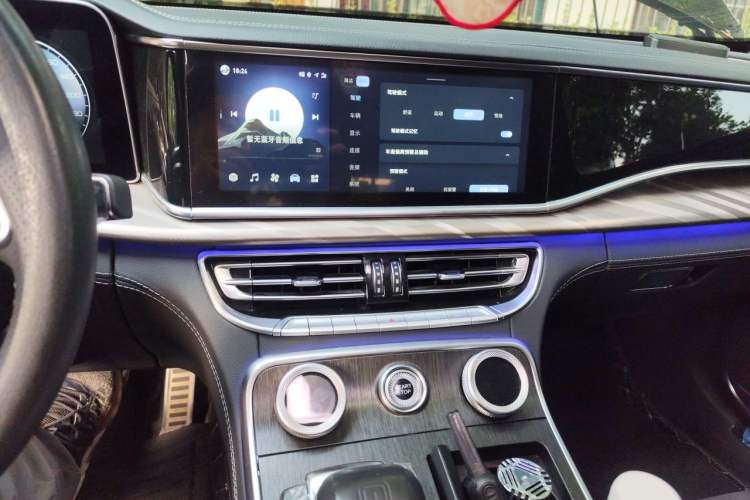 Used Hongqi H9 2023 2.0T Smart Connect Flagship Edition Audio And AC Panel
