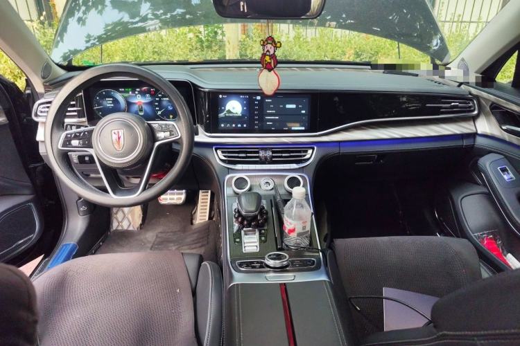 Used Hongqi H9 2023 2.0T Smart Connect Flagship Edition Center Console
