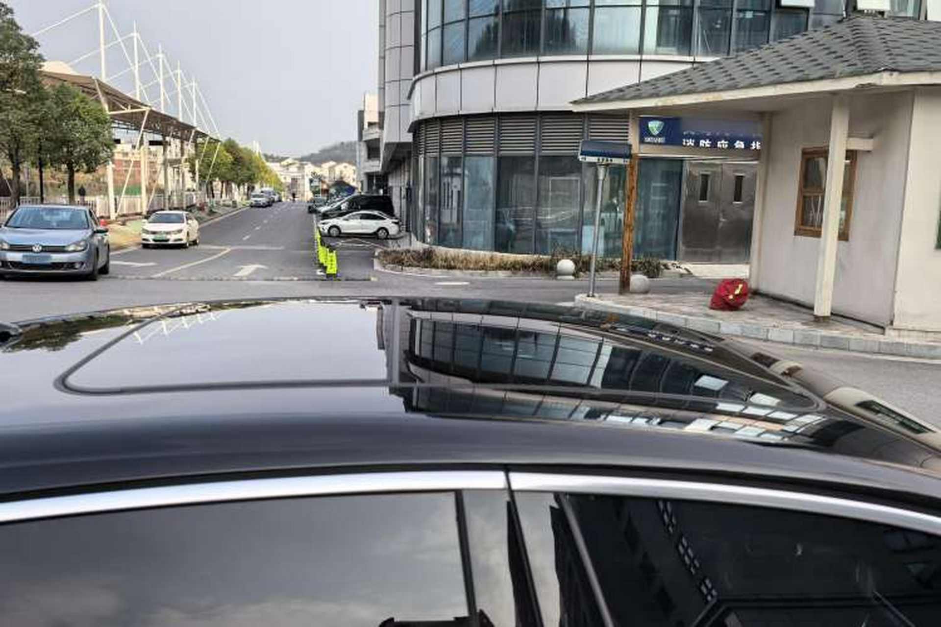 Used Hongqi H9 2023 2.0T Smart Connect Flagship Edition Exterior 7
