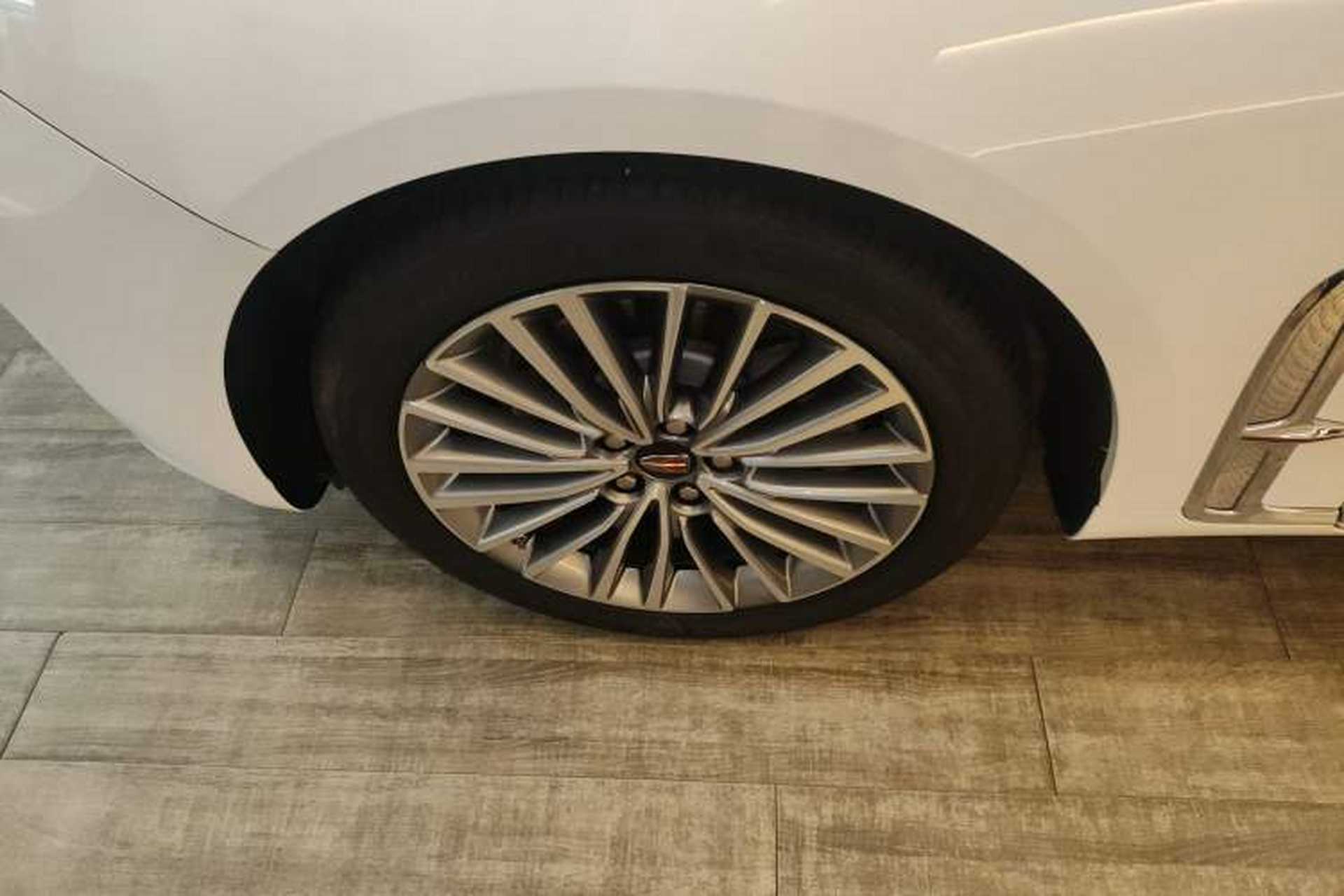 Used Hongqi H9 2023 2.0T Smart Connect Flagship Edition Exterior 7