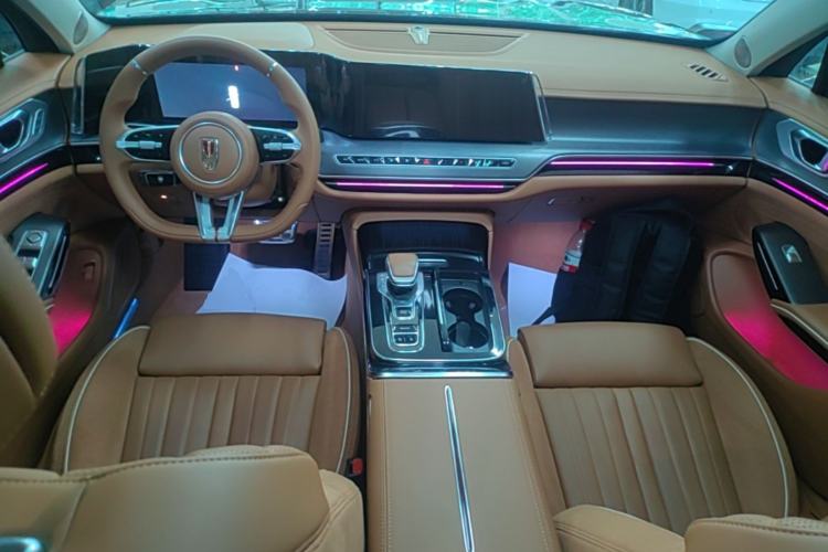 Used Hongqi H9 2024 2.0T Qixiang Private Style Edition Center Console